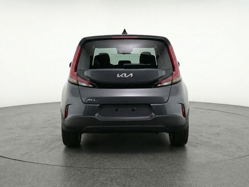 Used 2025 Kia Soul LX w/ LX Technology Package image 7
