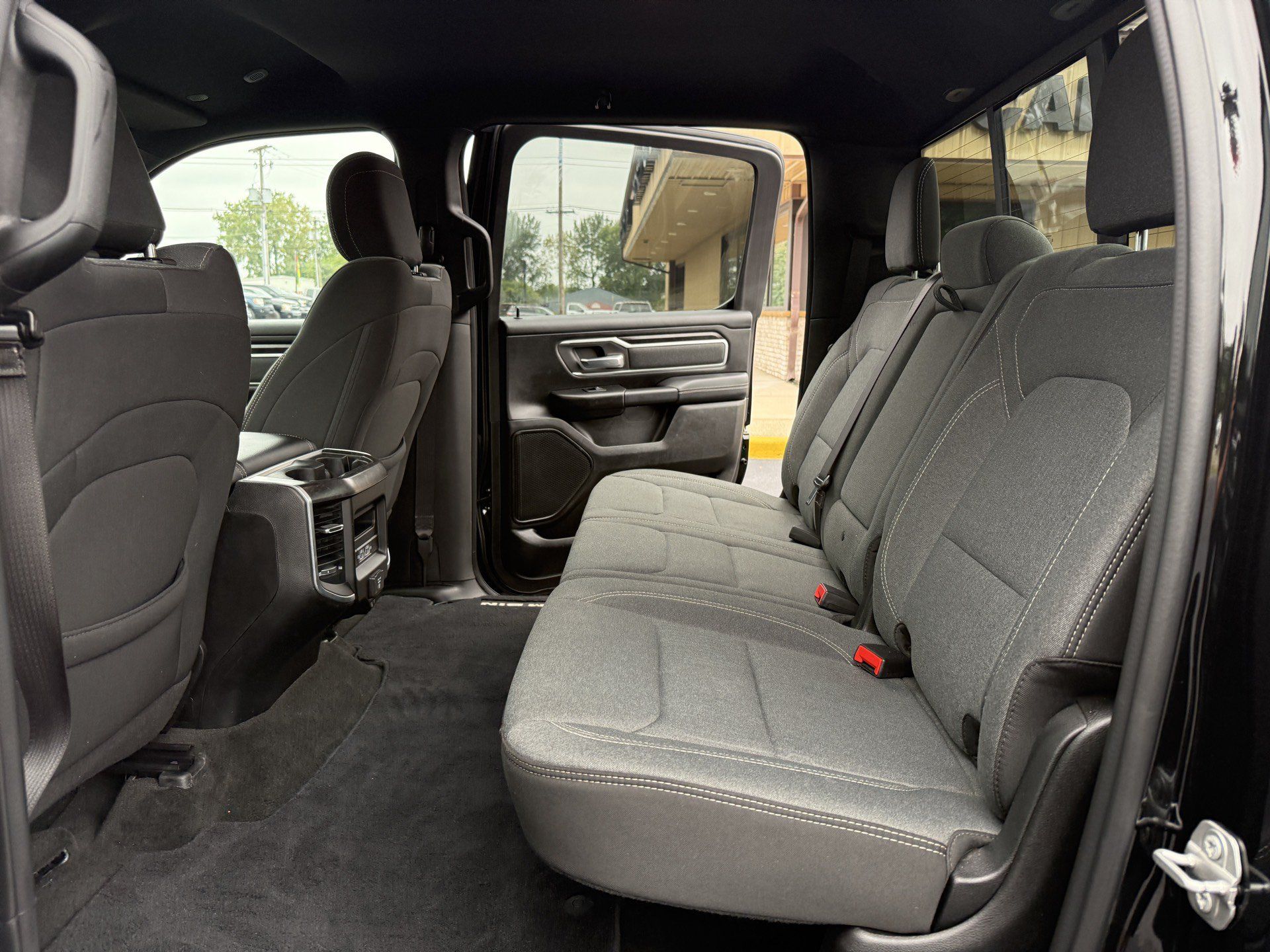 Used 2021 RAM 1500 Big Horn AWD/4WD image 29