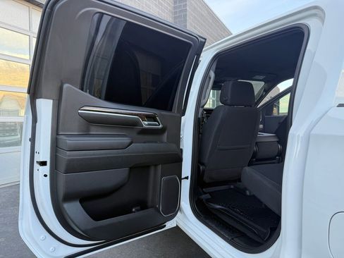 Used 2023 GMC Sierra 1500 SLE image 22