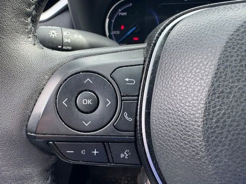 Used 2022 Toyota RAV4 XSE w/ XSE Grade Weather Package AWD/4WD image 20