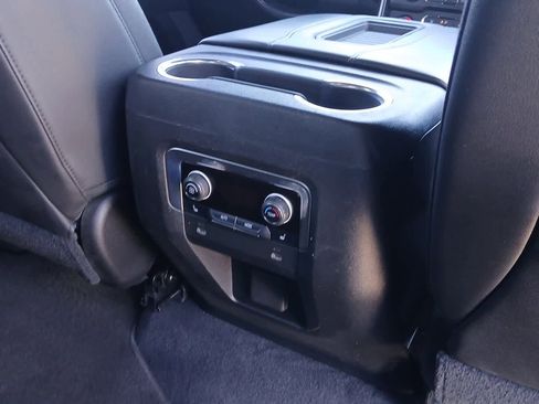 Used 2021 Chevrolet Tahoe LT w/ LT Signature Package image 66