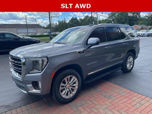Used 2022 GMC Yukon SLT w/ SLT Premium Package AWD/4WD image 1