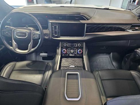 Used 2024 GMC Yukon XL Denali w/ Advanced Technology Package AWD/4WD image 23