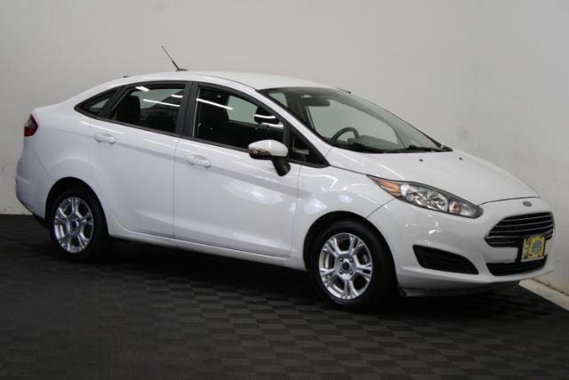 Used 2016 Ford Fiesta SE w/ Cold Weather Package FWD image 1