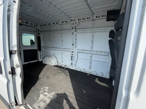 Used 2023 RAM ProMaster 2500 FWD image 8