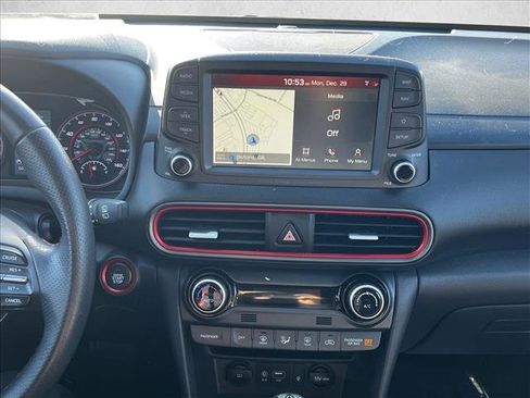 Used 2019 Hyundai Kona Ultimate image 13