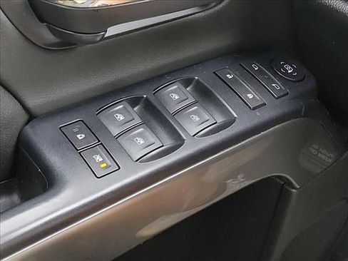 Used 2018 Chevrolet Silverado 1500 LT w/ All Star Edition RWD image 23
