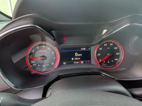 Used 2022 Chevrolet TrailBlazer RS w/ Sun and Liftgate Package AWD/4WD image 7
