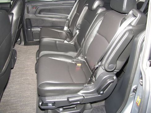 Certified 2025 Honda Odyssey EX-L image 13