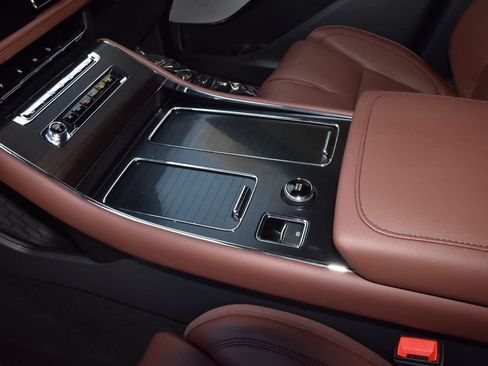 New 2026 Lincoln Aviator Reserve AWD/4WD image 31