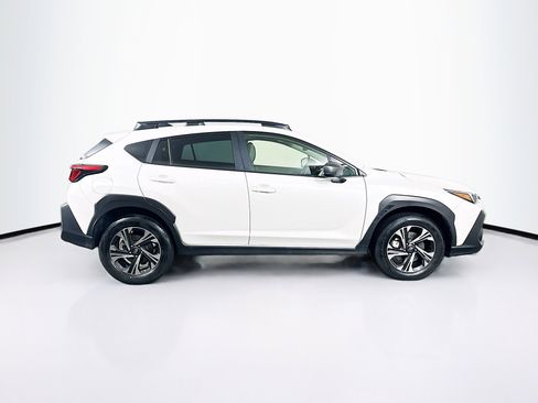 Used 2024 Subaru Crosstrek 2.0i Premium image 10