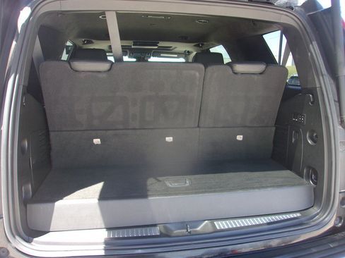 Used 2020 Cadillac Escalade Platinum AWD/4WD image 22