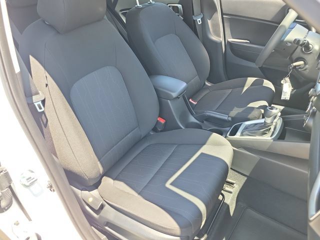 Certified 2026 Hyundai Venue SE FWD image 20