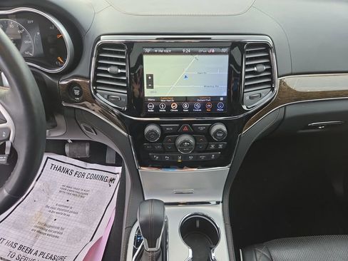 Used 2019 Jeep Grand Cherokee Summit image 15