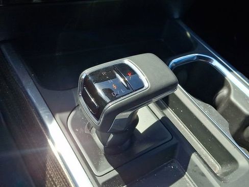 Used 2026 Chevrolet Silverado 1500 LT AWD/4WD image 10