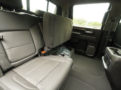 Used 2024 GMC Sierra 2500 Denali w/ Denali Reserve Package AWD/4WD image 38