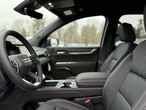 New 2026 GMC Acadia Elevation w/ Black Edition image 12