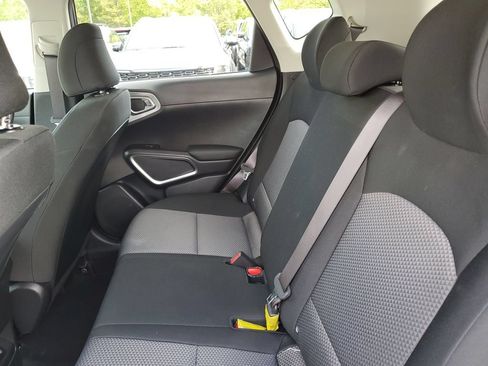 Used 2025 Kia Soul S FWD image 25