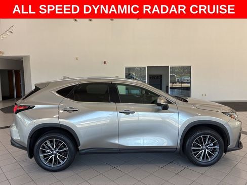 Used 2022 Lexus NX 250 FWD image 9