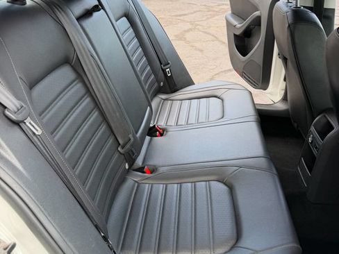 Used 2013 Volkswagen Jetta SEL FWD image 19