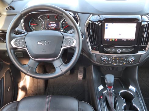 Certified 2023 Chevrolet Traverse RS w/ LPO, Floor Liner Package image 29