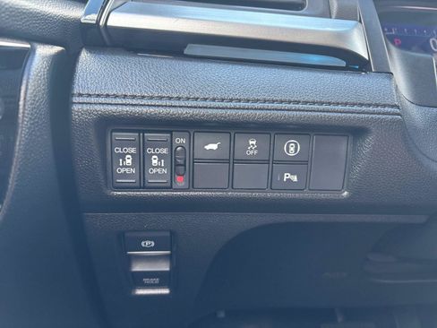 Used 2021 Honda Odyssey Touring image 31