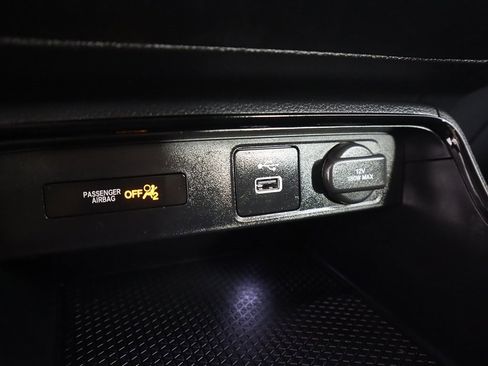 Certified 2025 Honda CR-V LX image 44