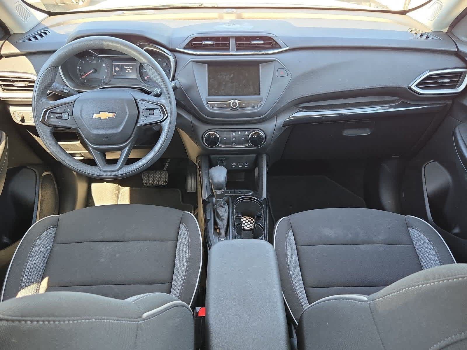 Used 2023 Chevrolet TrailBlazer LS FWD image 14