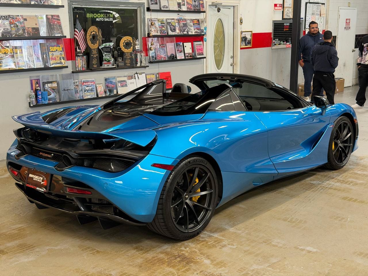 Used 2020 McLaren 720S Luxury RWD image 6