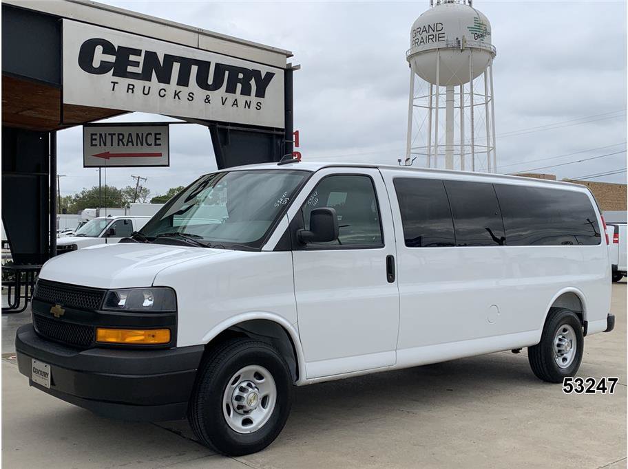 Used 2025 Chevrolet Express 3500 LS RWD image 1