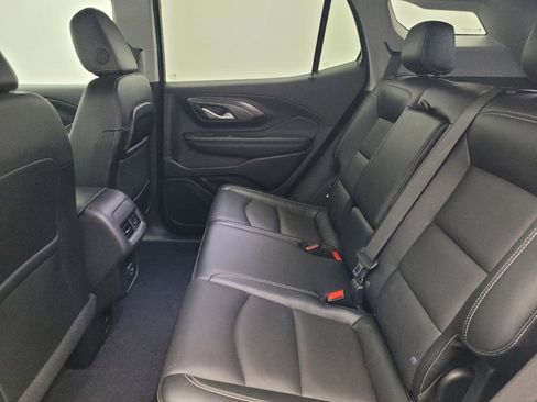 Used 2024 GMC Terrain SLT image 18