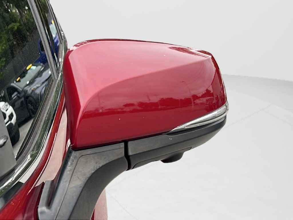 Used 2023 Toyota Highlander Platinum FWD image 27