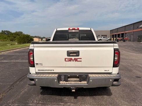 Used 2017 GMC Sierra 1500 SLT w/ SLT Premium Package AWD/4WD image 4