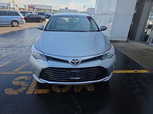 Used 2016 Toyota Avalon Touring image 10
