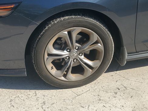 Used 2024 Honda Accord EX image 4