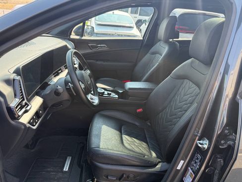 Used 2024 Kia Sportage X-Line AWD/4WD image 3
