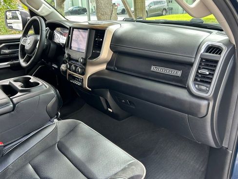 Certified 2022 RAM 1500 Laramie image 36