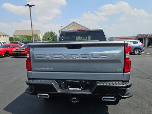 Used 2024 Chevrolet Silverado 1500 LT Trail Boss w/ Convenience Package II AWD/4WD image 4