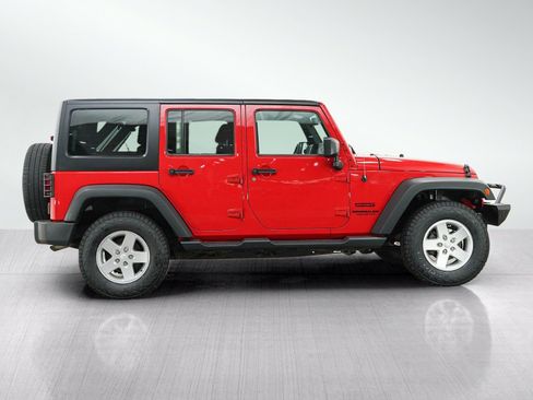 Used 2015 Jeep Wrangler Unlimited Sport w/ Quick Order Package 24S AWD/4WD image 6
