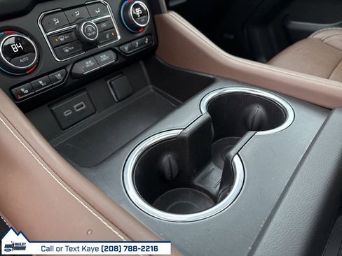 Used 2024 Chevrolet Suburban High Country w/ Advanced Technology Package image 30