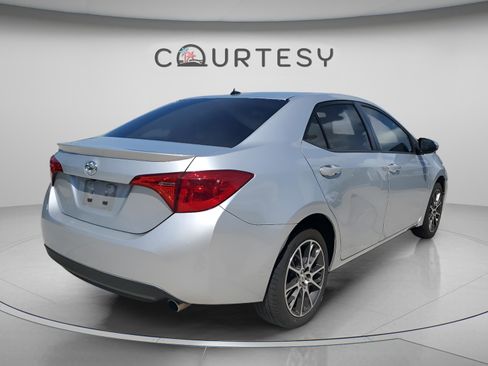 Used 2017 Toyota Corolla SE 50th Anniversary FWD image 3