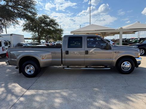 Used 2002 Ford F350 2WD Crew Cab DRW Super Duty image 8