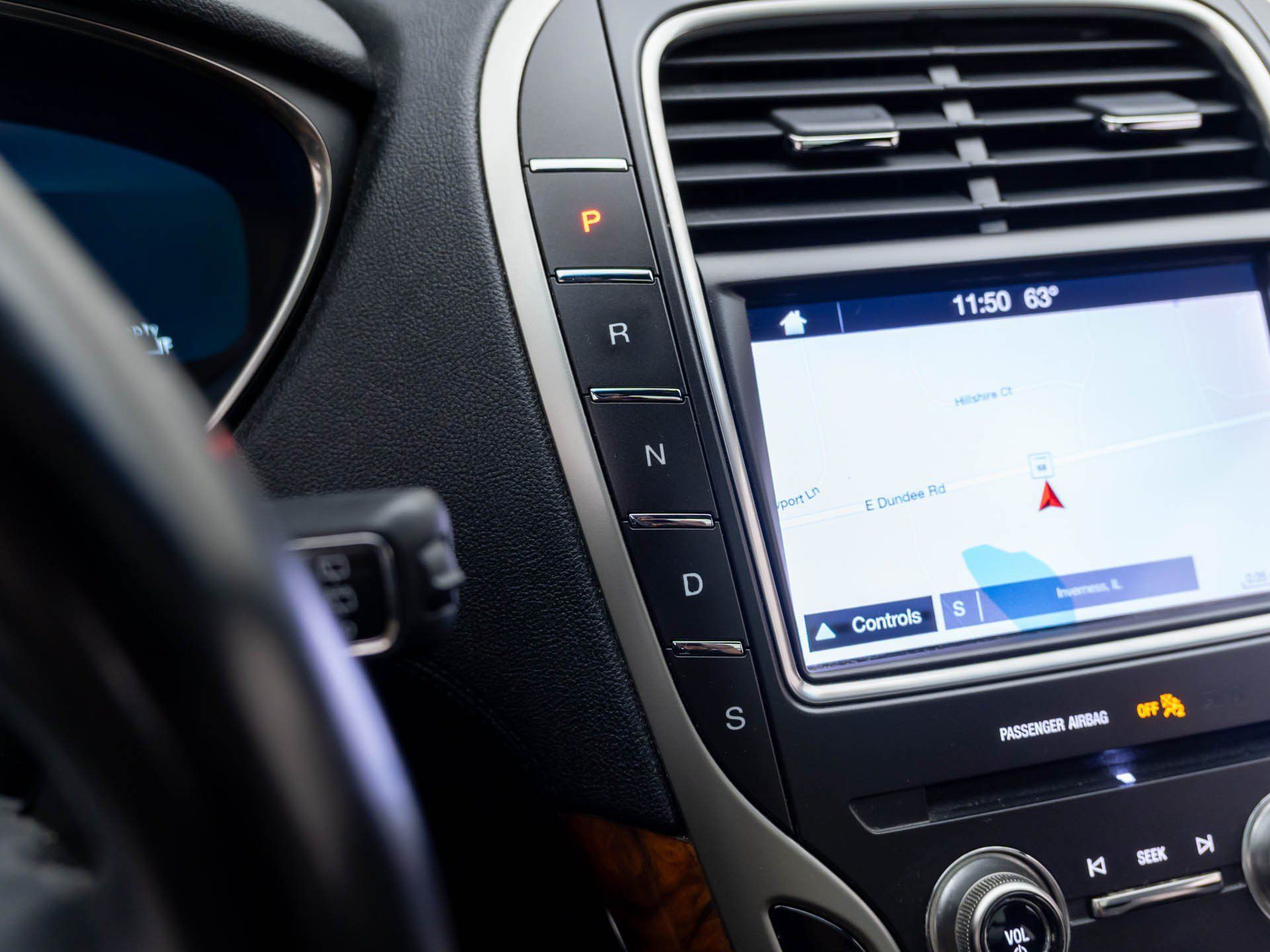 Used 2019 Lincoln Nautilus Select AWD/4WD image 23
