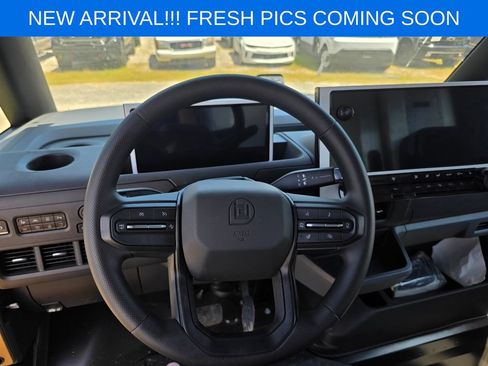 Used 2024 Chevrolet Brightdrop 400 w/ Commercial Equipment Package AWD/4WD image 8