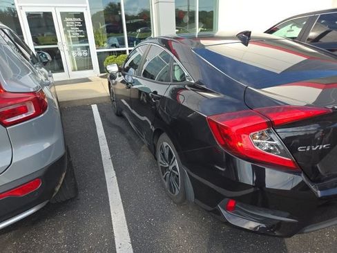 Used 2018 Honda Civic EX-L image 14