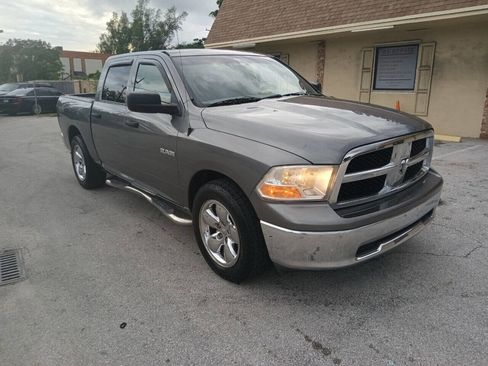 Used 2009 Dodge Ram 1500 Truck SLT image 1