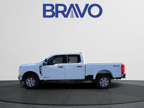 Used 2025 Ford F250 XLT image 9