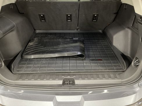 Used 2018 GMC Terrain Denali w/ Advanced Safety Package image 13