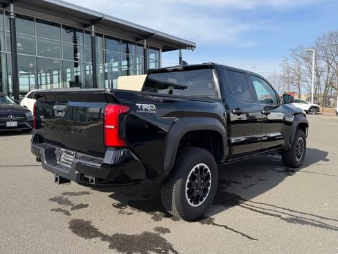 Used 2024 Toyota Tacoma TRD Off-Road image 7