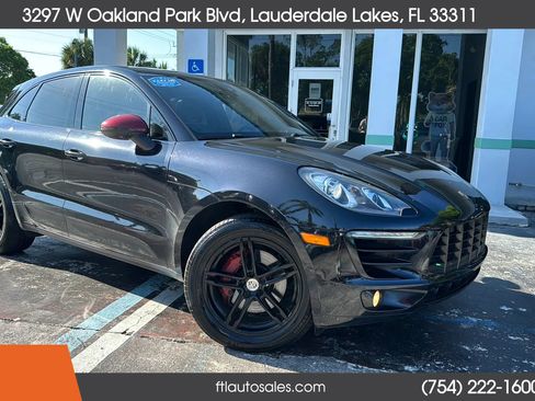 Used 2017 Porsche Macan S image 2